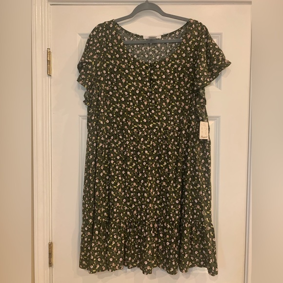 Passport Dresses & Skirts - Passport Ditsy Floral Swing Dress